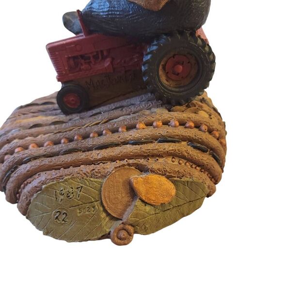 Tom Clark SIGNED Macdonald Gnome on Red Tractor 1987 Troll Fairy Renaissance - Picture 7 of 10